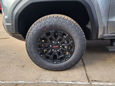 New 2026 GMC Canyon Elevation w/ Convenience Package image 52