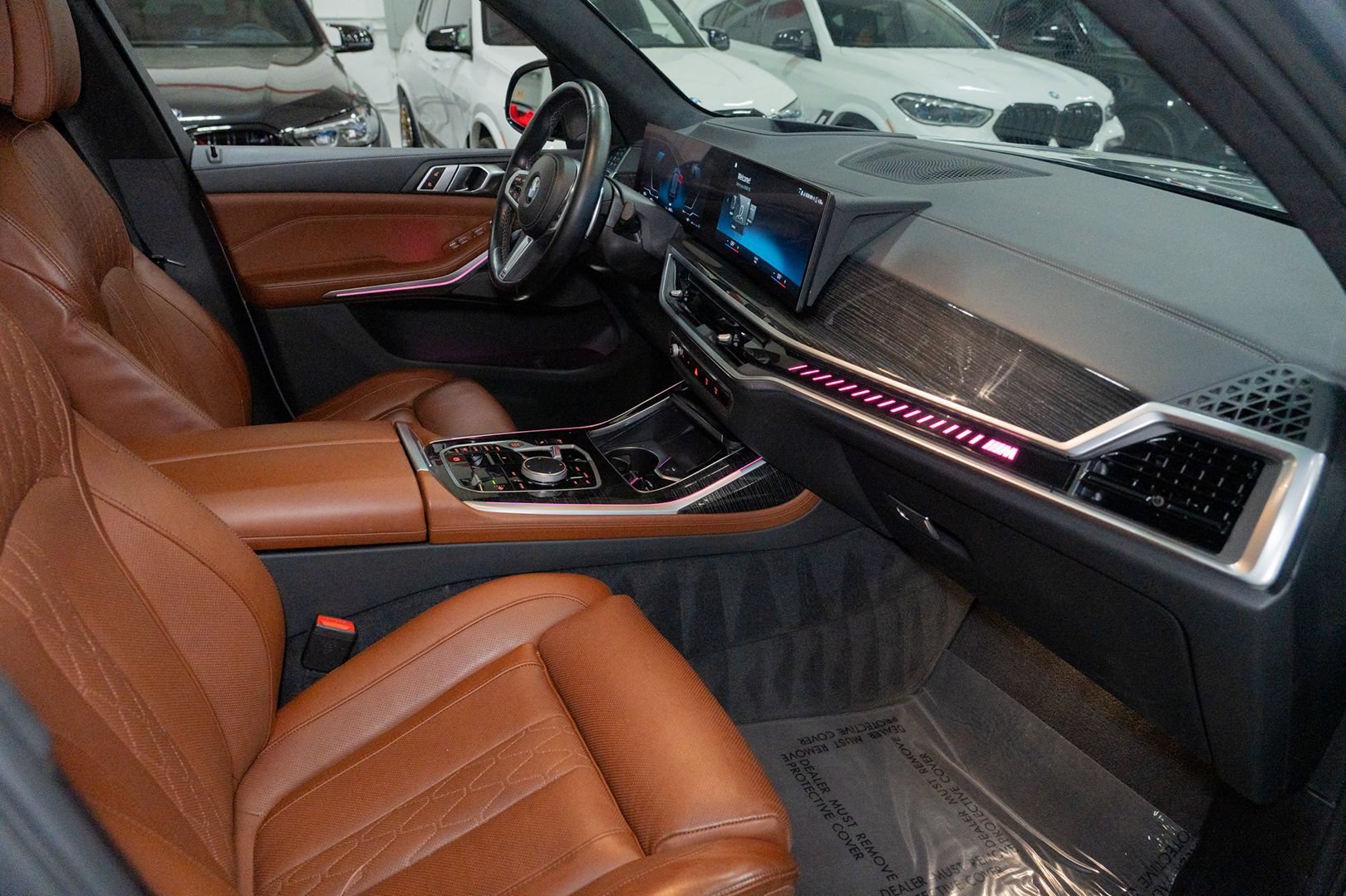 Used 2023 BMW X7 M60i AWD/4WD image 54