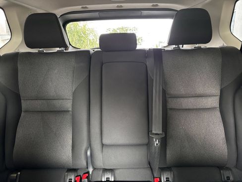 Used 2025 Nissan Rogue SV FWD image 39
