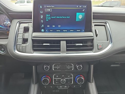 Used 2023 Chevrolet Tahoe Z71 w/ Luxury Package image 26