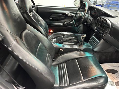 Used 2001 Porsche 911 Cabriolet image 24