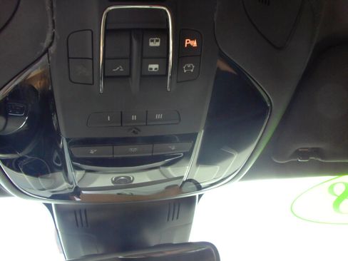 Used 2018 Maserati Ghibli RWD image 17