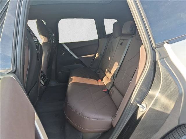 Certified 2024 BMW iX xDrive50 w/ Premium Package AWD/4WD image 19
