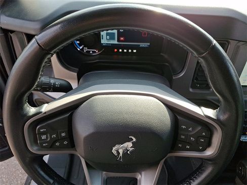 Used 2023 Ford Bronco Outer Banks image 19