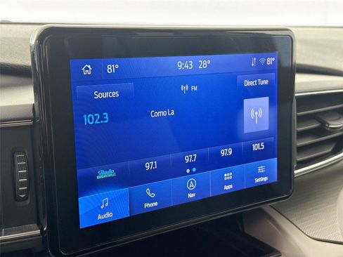 Used 2023 Ford Explorer XLT w/ Equipment Group 202A image 22