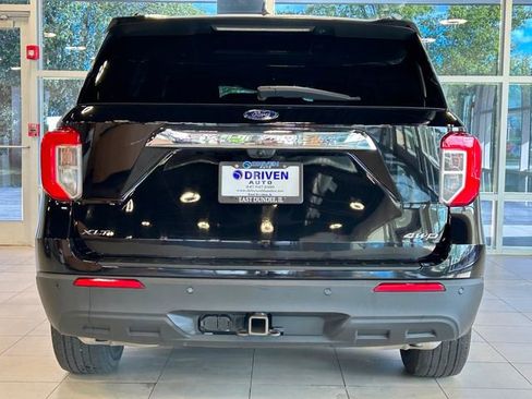 Used 2022 Ford Explorer XLT w/ Class IV Trailer Tow Package image 10