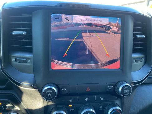 Used 2022 RAM 1500 Big Horn w/ Built-to-serve Edition image 16