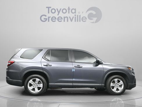 Used 2023 Honda Pilot LX image 17