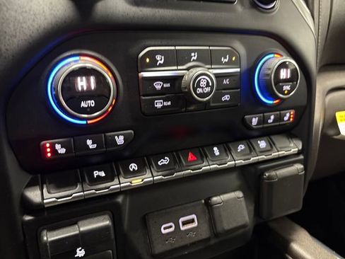 Used 2019 Chevrolet Silverado 1500 LTZ w/ LTZ Plus Package image 47