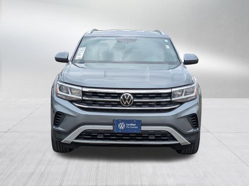 Certified 2022 Volkswagen Atlas Cross Sport SE AWD/4WD image 2