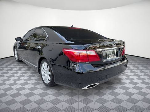 Used 2012 Lexus LS 460 w/ Comfort Pkg RWD image 3