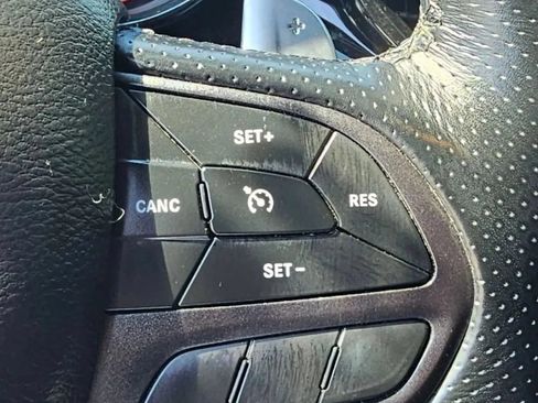 Used 2023 Dodge Durango GT AWD/4WD image 32