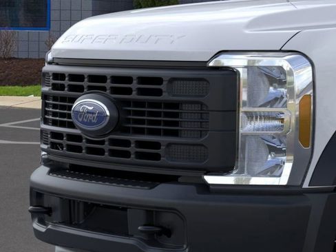 New 2026 Ford F450 XL image 17