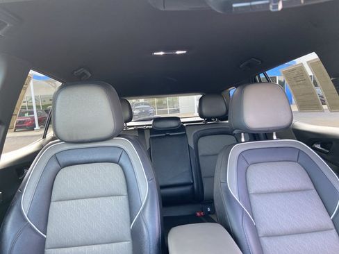 Used 2025 Chevrolet Equinox LT w/ Convenience Package II AWD/4WD image 19