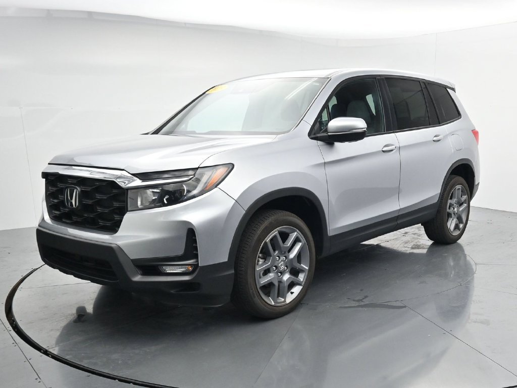 Used 2023 Honda Passport EX-L image 4