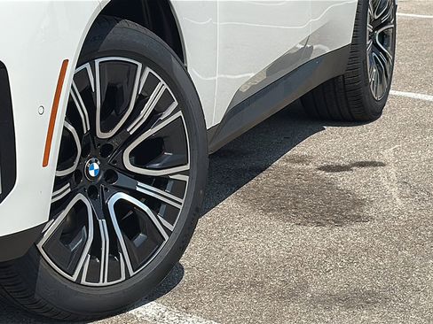 New 2026 BMW X3 xDrive30 w/ Premium Package image 3