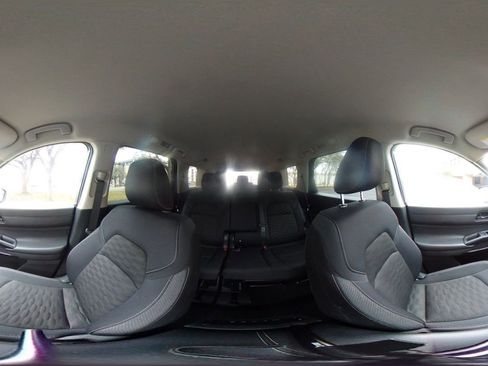 Used 2025 Nissan Pathfinder SV image 37