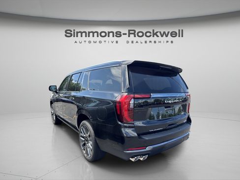 New 2026 GMC Yukon XL Denali Ultimate w/ LPO, Illumination Package AWD/4WD image 3