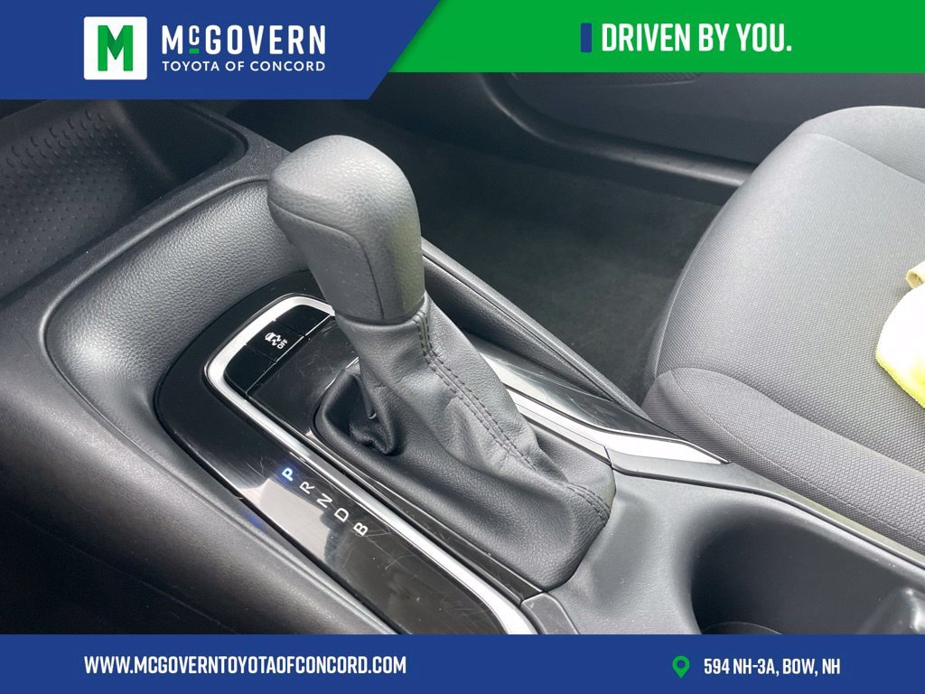 Used 2025 Toyota Corolla LE FWD image 20