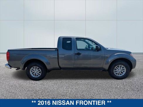 Used 2016 Nissan Frontier SV RWD image 6