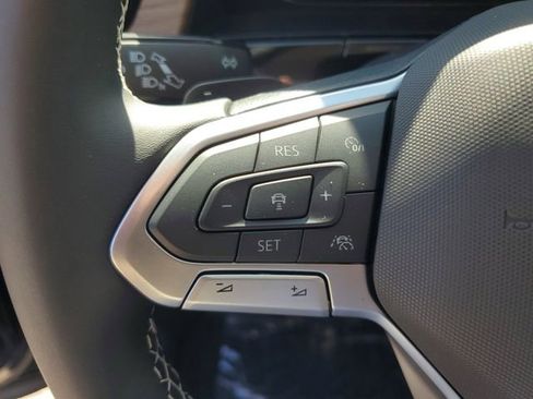 New 2026 Volkswagen Atlas SE FWD image 22