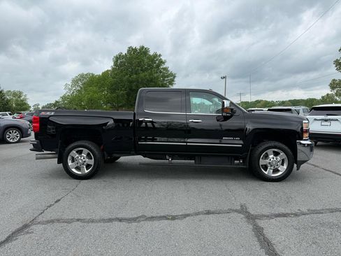Used 2016 Chevrolet Silverado 2500 LTZ w/ Duramax Plus Package AWD/4WD image 8