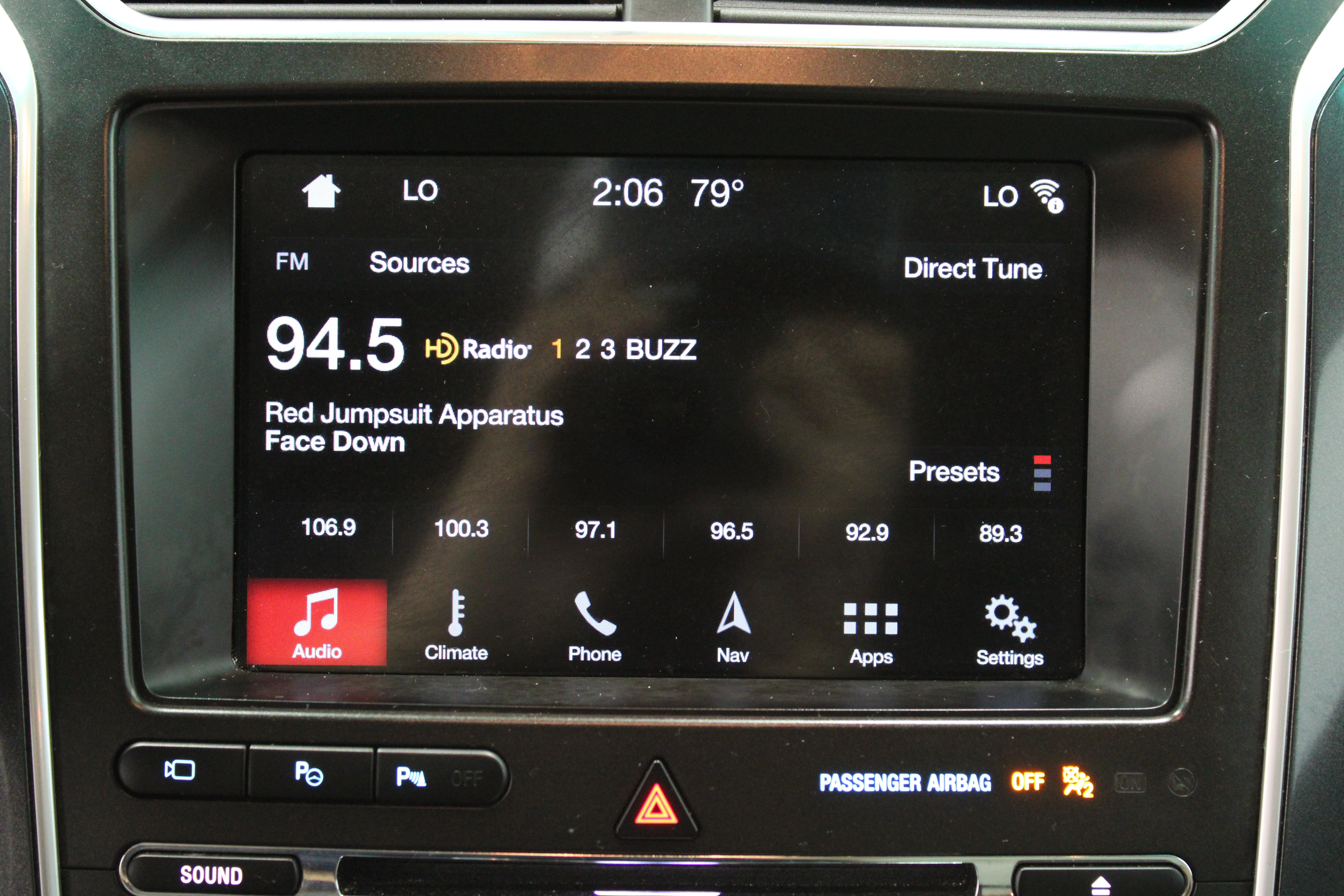 Used 2017 Ford Explorer Platinum AWD/4WD image 19
