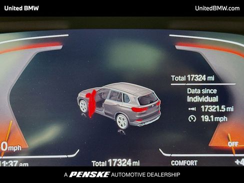 Used 2023 BMW X5 xDrive40i w/ Parking Assistance Package image 7