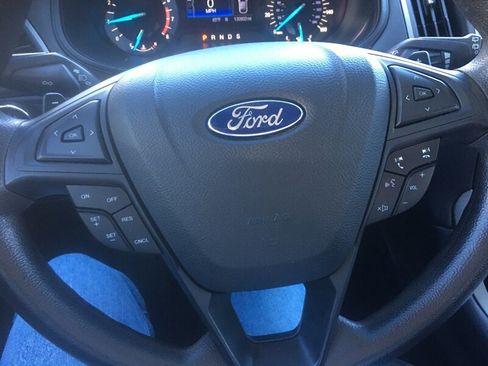 Used 2017 Ford Edge SE w/ Cargo Accessory Package image 10