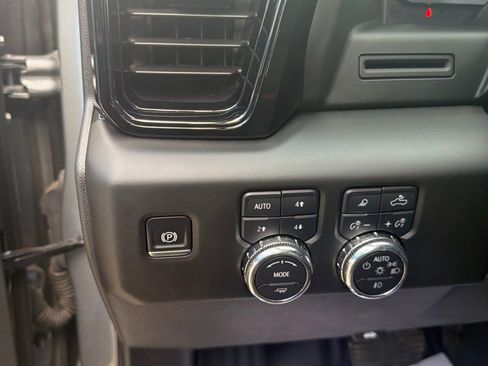 Used 2025 GMC Sierra 1500 AT4 AWD/4WD image 11
