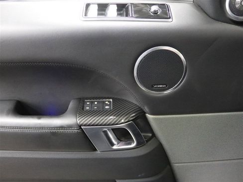 Used 2018 Land Rover Range Rover Sport HSE Dynamic image 37