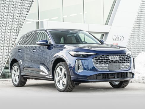 New 2025 Audi Q5 Premium Plus image 1