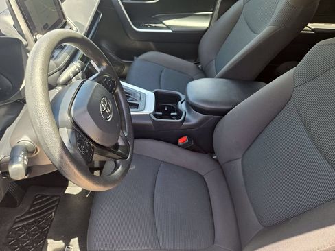 Used 2025 Toyota RAV4 LE FWD image 18
