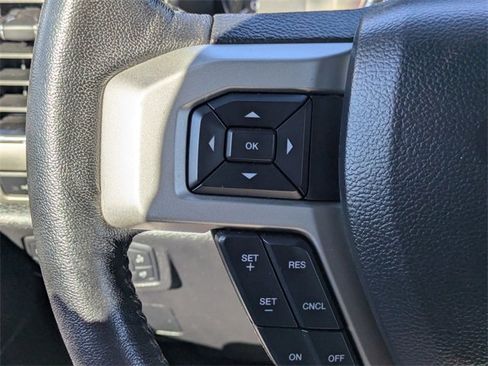 Used 2019 Ford F350 Lariat image 25