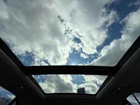 Used 2026 Mercedes-Benz GLE 350 4MATIC image 17