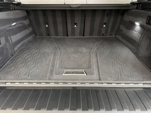 Used 2025 BMW X5 xDrive50e w/ Premium Package image 15