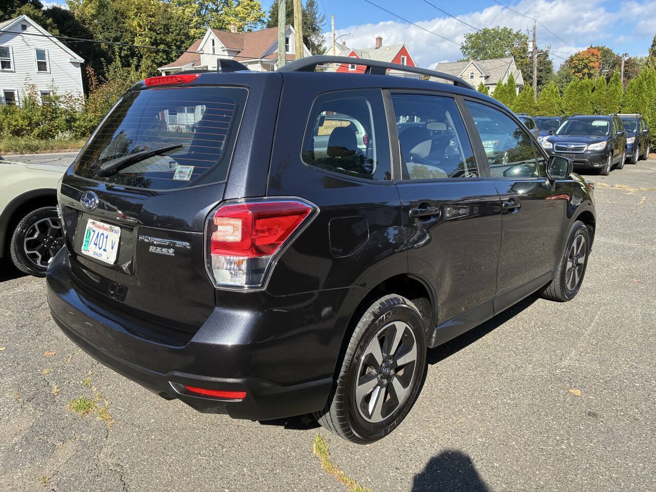 Used 2017 Subaru Forester 2.5i w/ Alloy Wheel Package AWD/4WD image 5