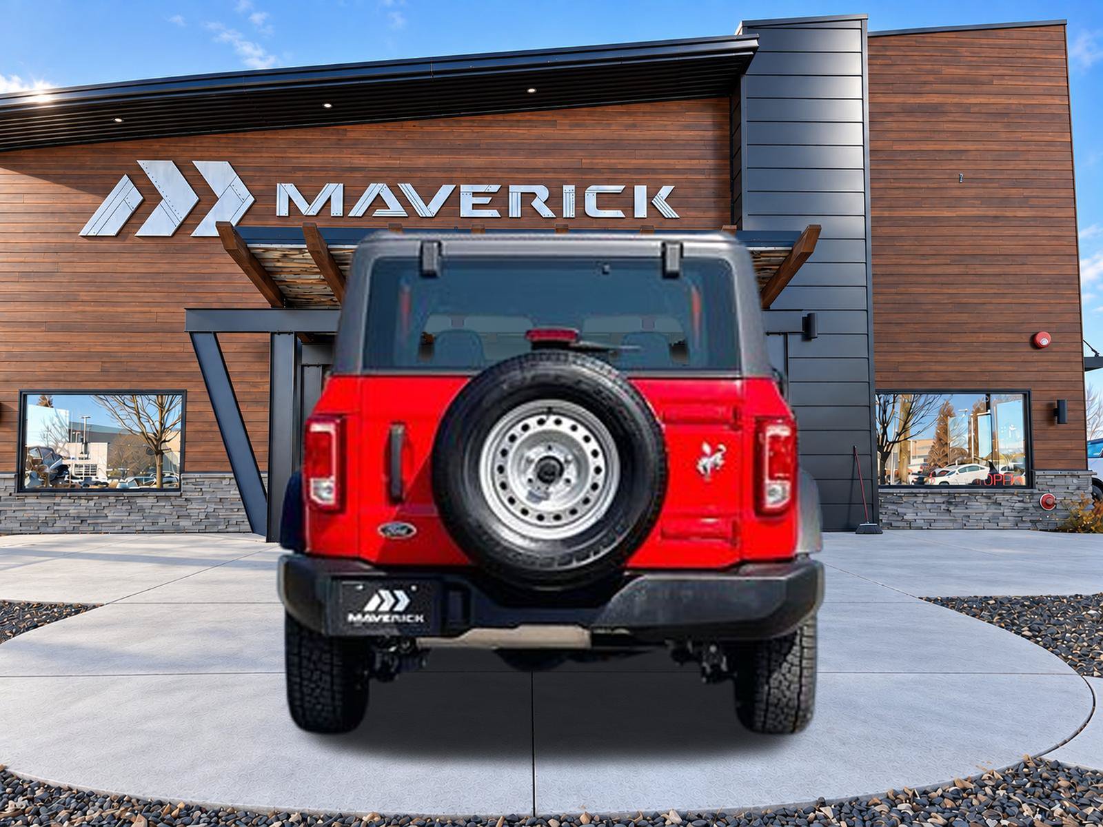 Used 2023 Ford Bronco 2-Door AWD/4WD image 3