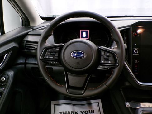 Used 2024 Subaru Crosstrek 2.5i Limited w/ Crosstrek Mirror Package image 10