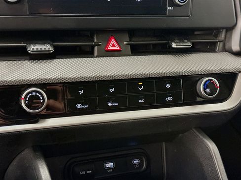 Used 2024 Kia Sportage LX image 23