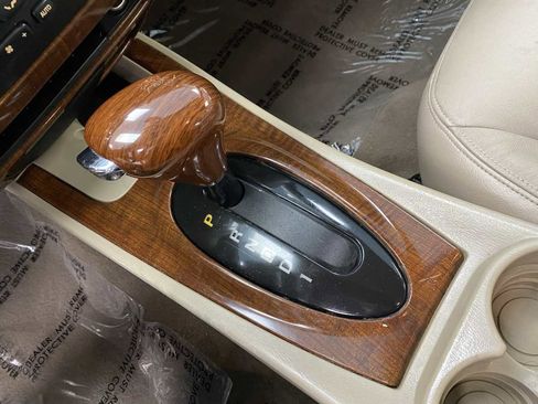 Used 2005 Ford Taurus SEL image 16