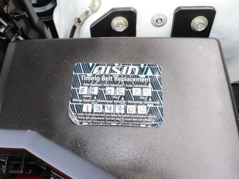 Used 2011 Subaru Outback 2.5i Premium image 10