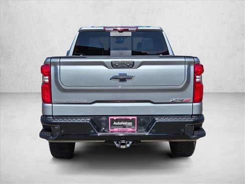 Used 2023 Chevrolet Silverado 1500 ZR2 w/ Technology Package image 7