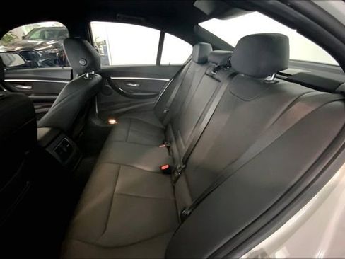 Used 2018 BMW 330i Sedan image 11