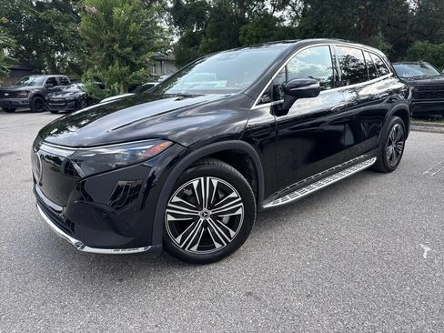 Used 2023 Mercedes-Benz EQS 450+ SUV image 3