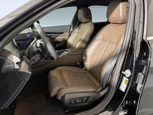 Used 2025 BMW 530i RWD image 5