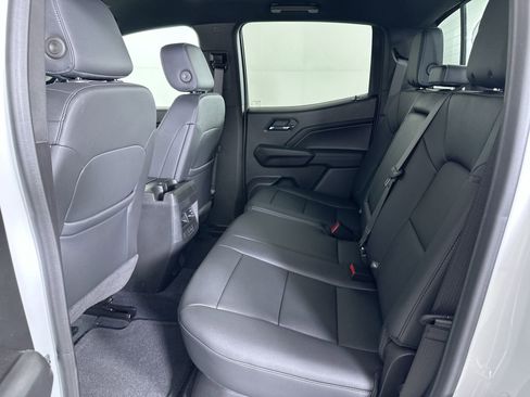 New 2025 Chevrolet Colorado LT w/ LT Convenience Package image 60