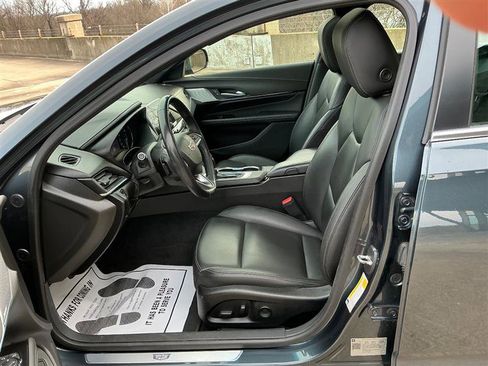 Used 2020 Cadillac CT4 Luxury w/ Sun And Sound Package image 31