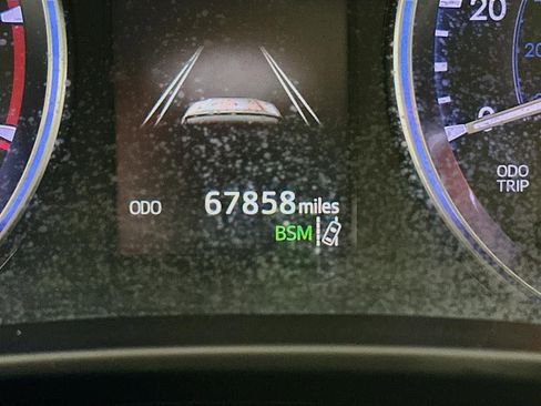 Used 2018 Toyota Highlander XLE image 49