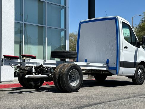 New 2024 Mercedes-Benz Sprinter 4500 image 6